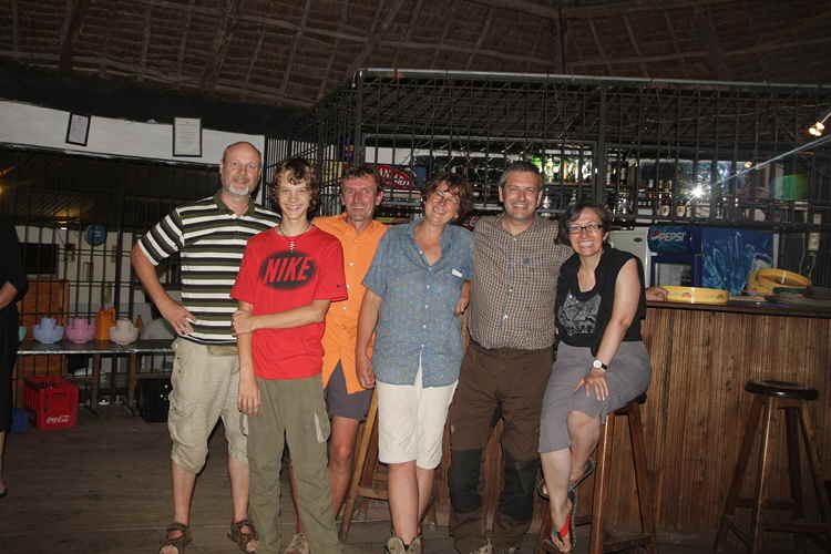 Hier die Reisegruppe ganz links der Autor Hier die Reisegruppe ganz links der Autor